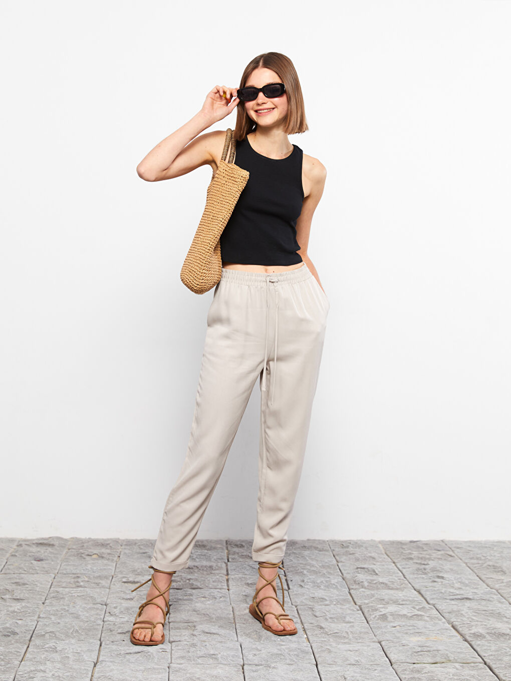 LCW Vision Elastic Waist Comfortable Fit Straight Viscose Women's Trousers -S2HK20Z8-FJS