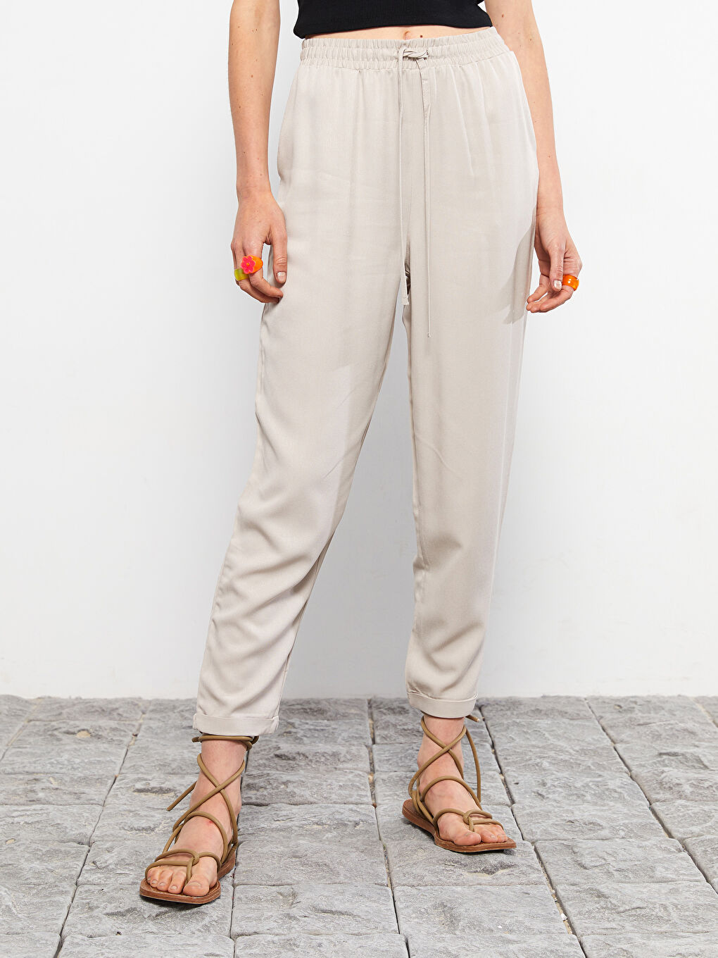 LCW Vision Elastic Waist Comfortable Fit Straight Viscose Women's Trousers -S2HK20Z8-FJS