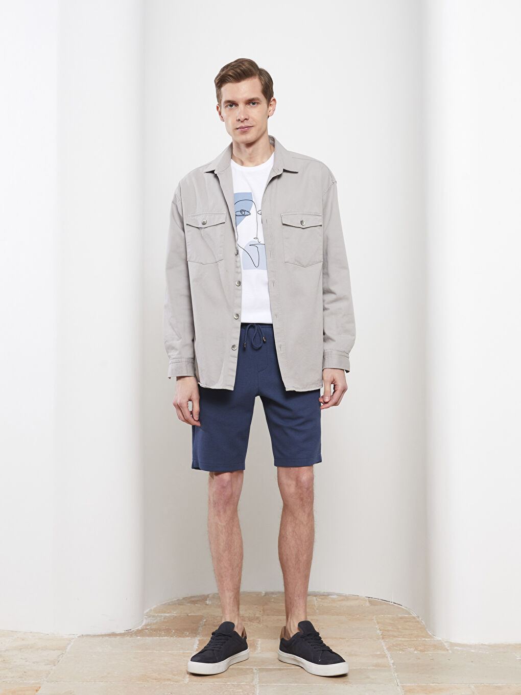 İndigo Slim Fit Dokulu Erkek Şort-1