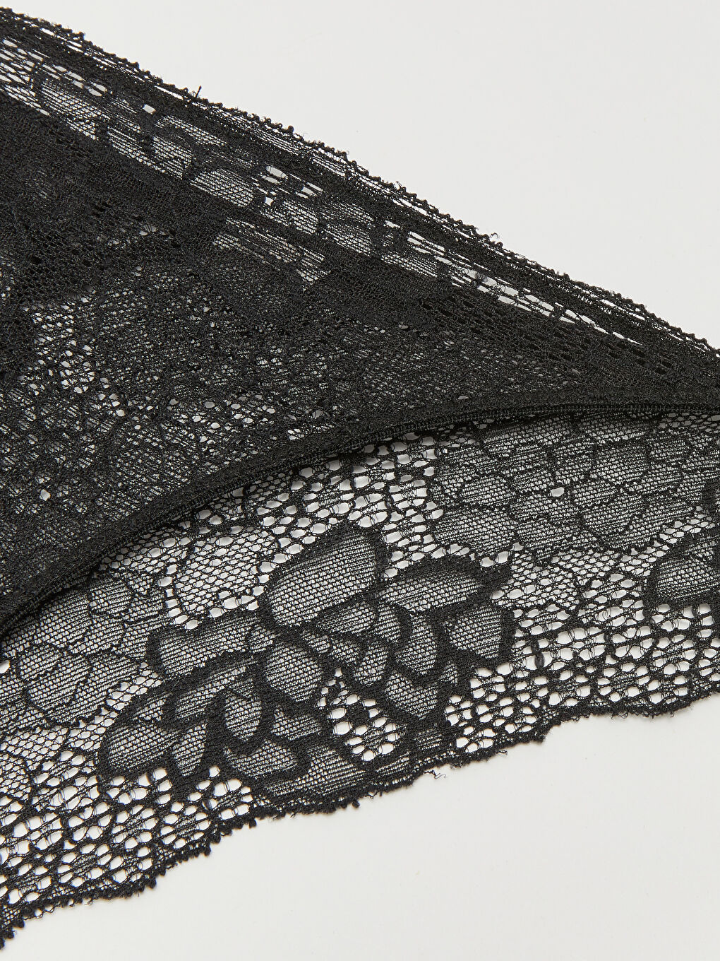 Siyah Dantelli Fantezi Brazilian Külot-2