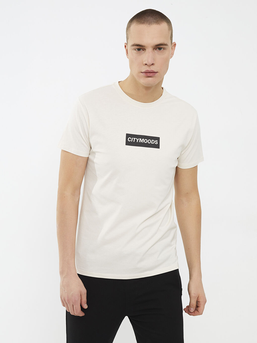 T-shirt pour hommes en coton peigné imprimé à manches courtes et col rond-1