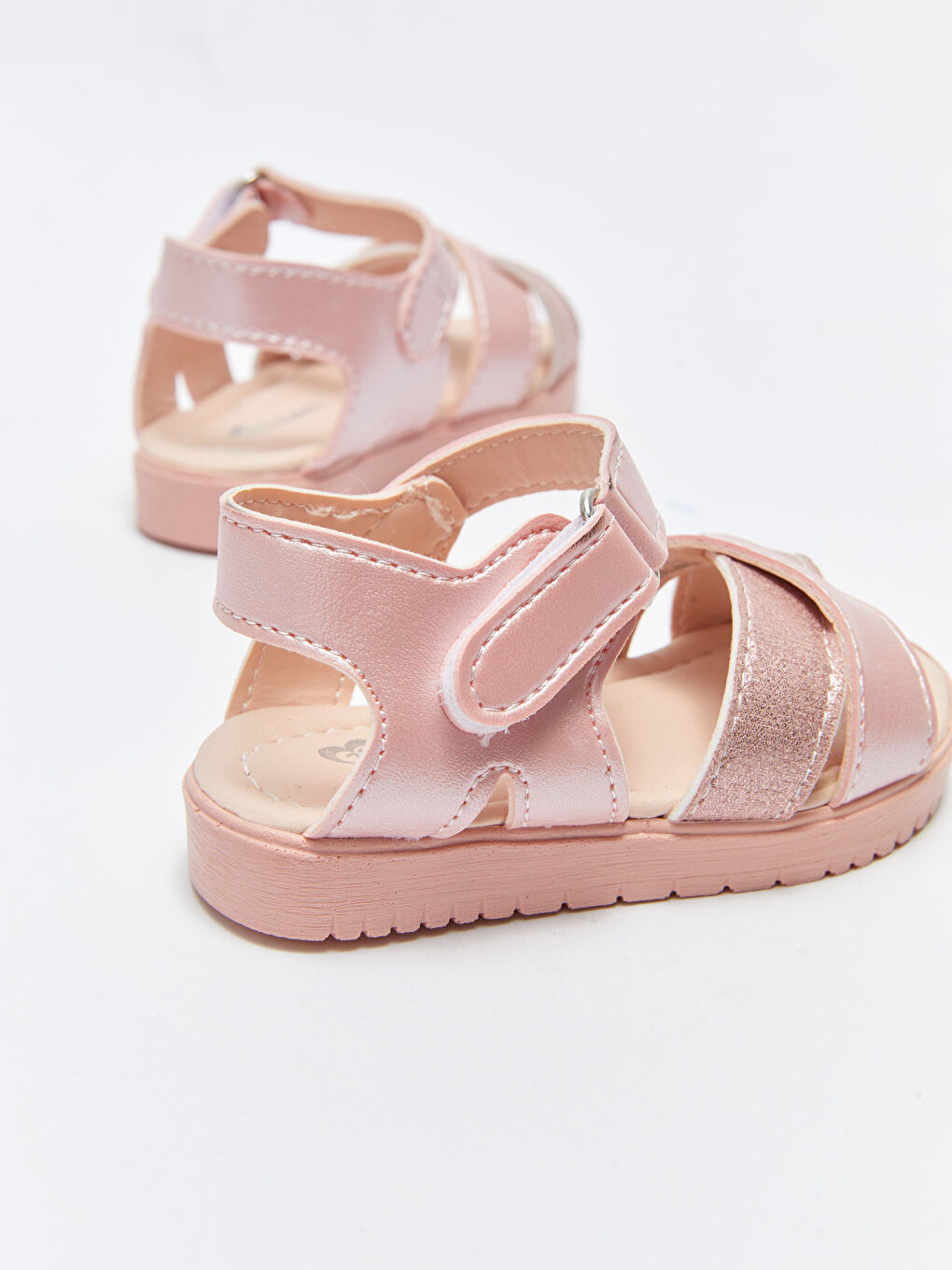 Sandales Bébé Fille à Bandes Croisées avec Crochet et Boucle-4