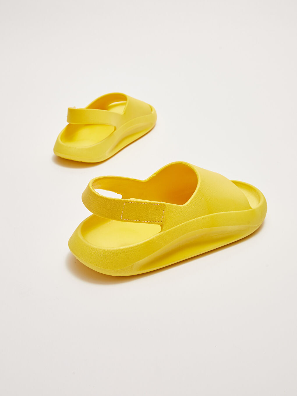 Sarı Tek Bantlı Cırt Cırtlı Erkek Çocuk Sandalet-4