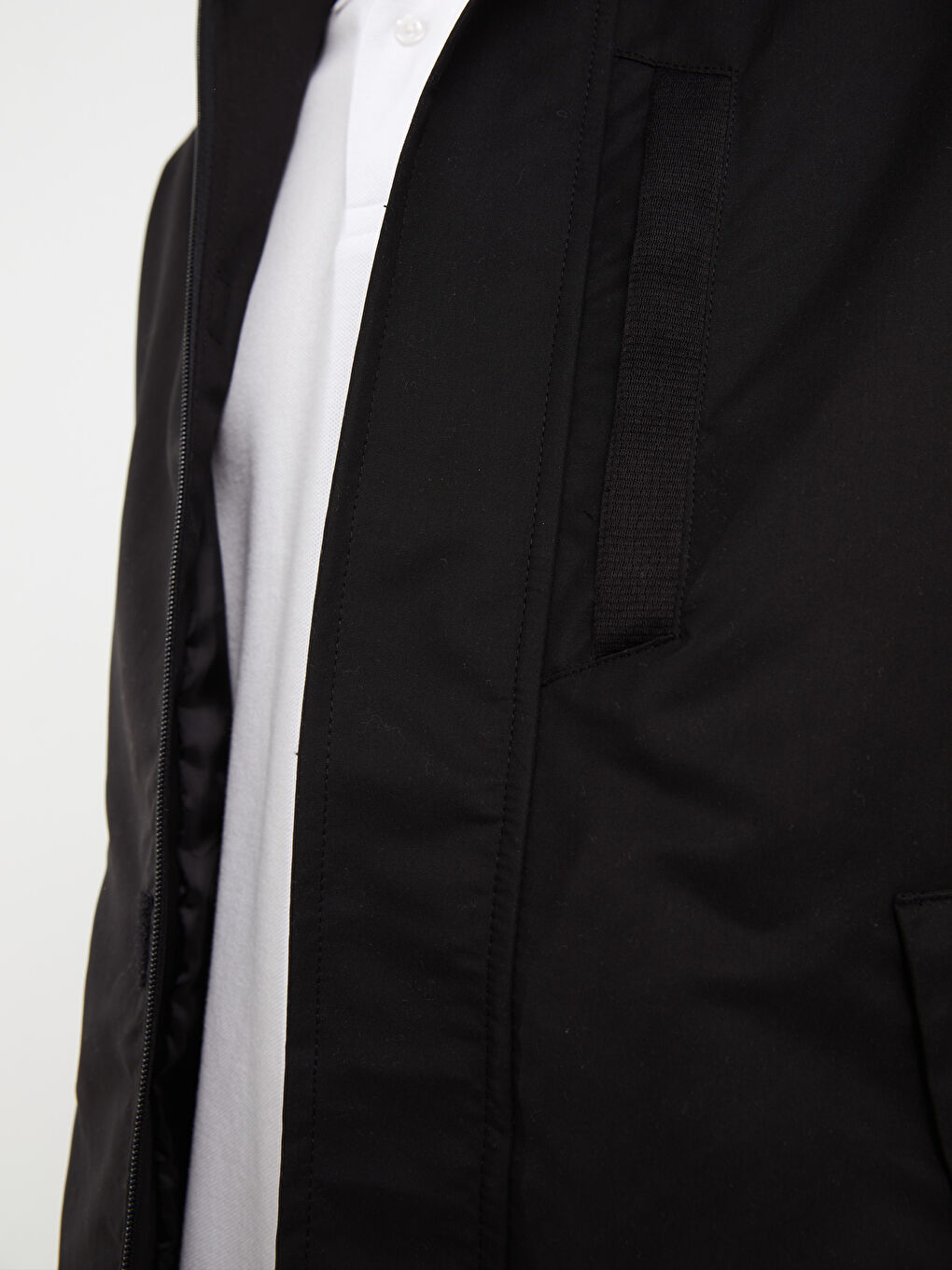 Siyah Standart Kalıp Kapüşonlu Erkek Yağmurluk-4