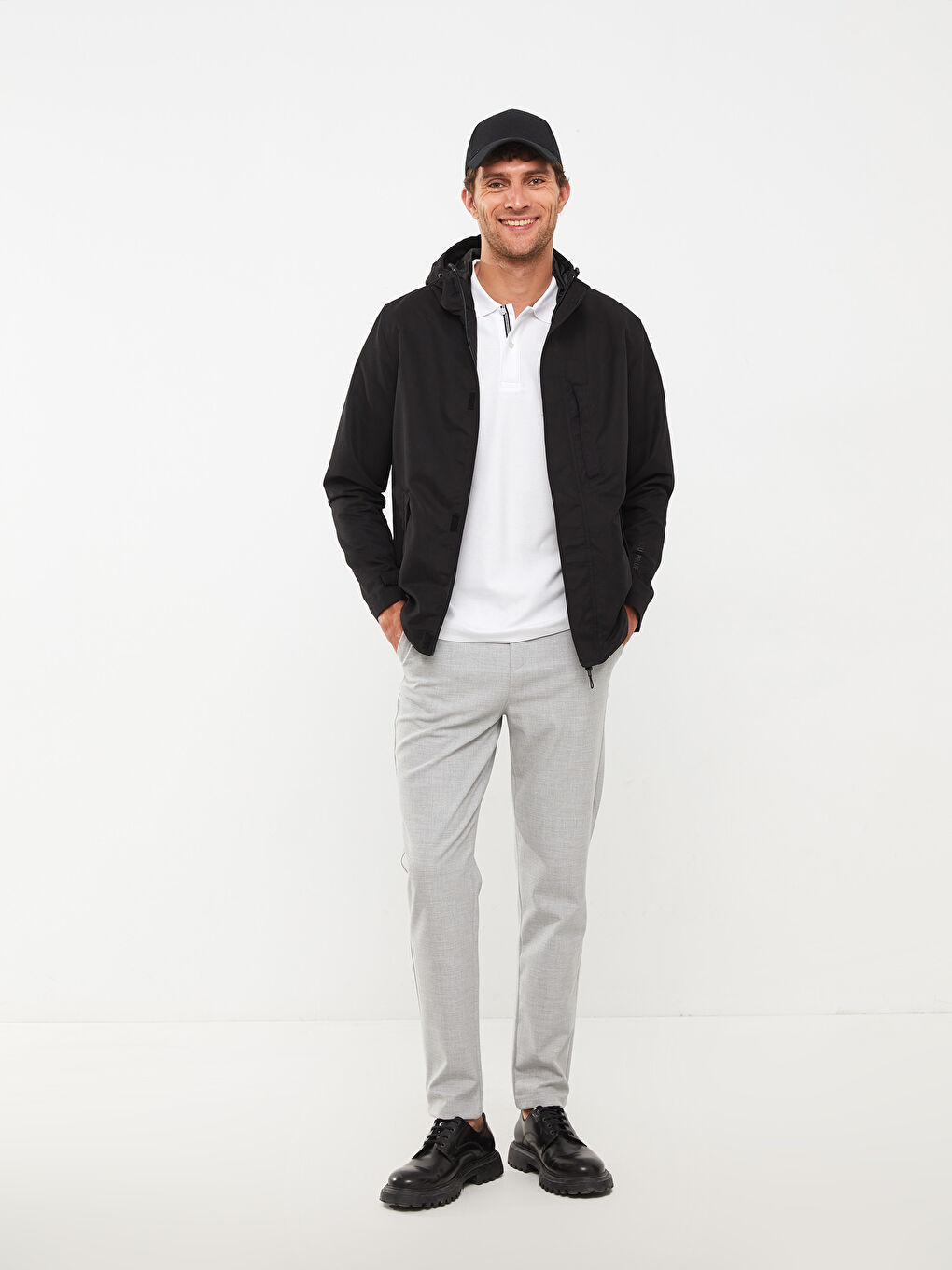 SOUTHBLUE Siyah Standart Kalıp Kapüşonlu Erkek Yağmurluk