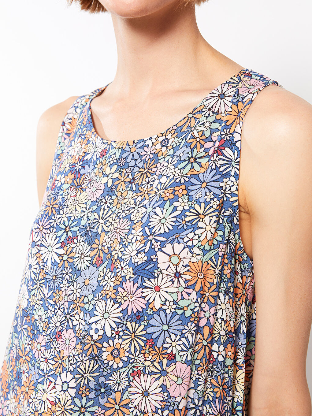 Haljina od viskoze bez rukava sa okruglim izrezom i cvetnim dezenom za žene-3