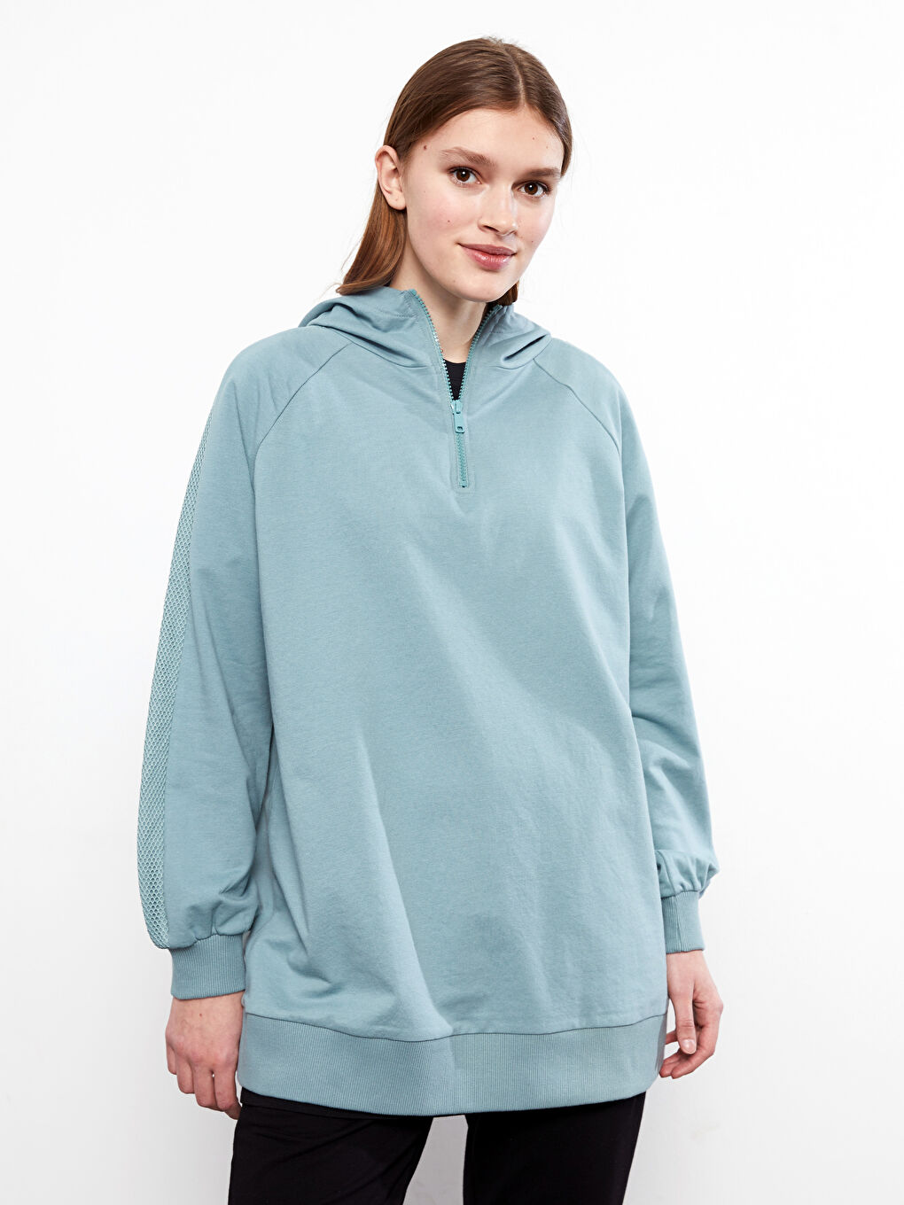 LCW Modest Nane Yeşili Kapüşonlu Düz Uzun Kollu Kadın Sweatshirt Tunik - 1