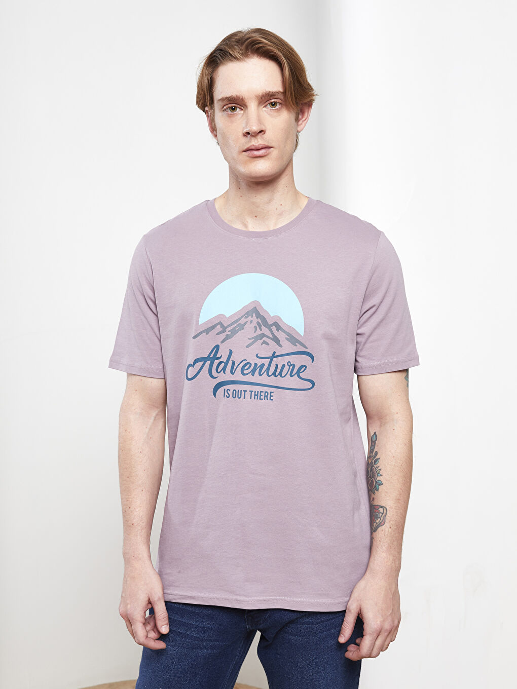 Lila Bisiklet Yaka Kısa Kollu Baskılı Penye Erkek Tişört