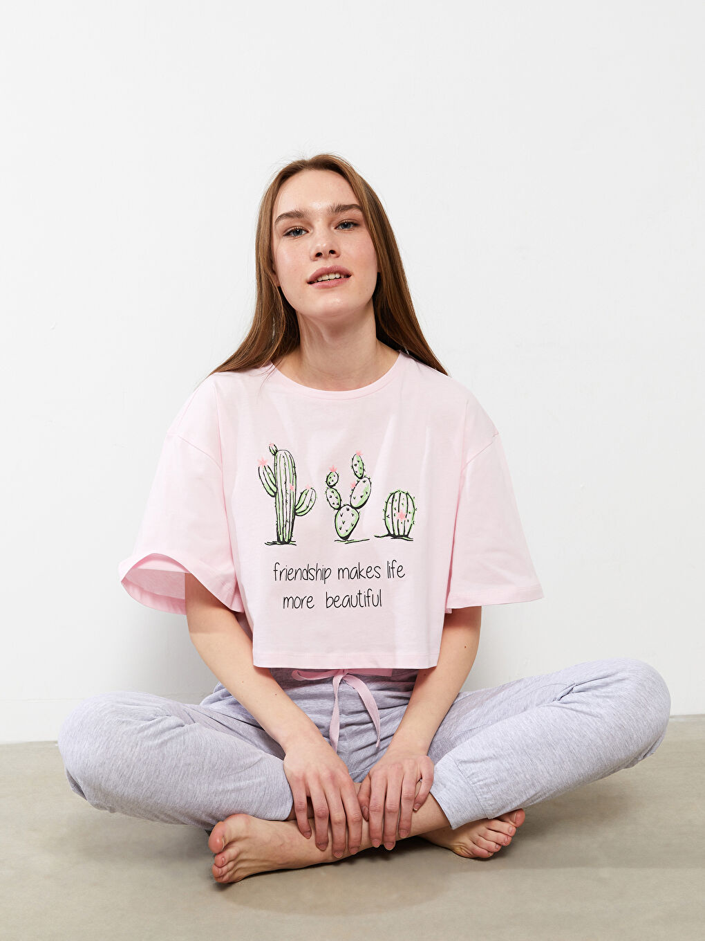 Crew Neck Printed Short Sleeve Women's Pajama Set -S2HO01Z8-CT3