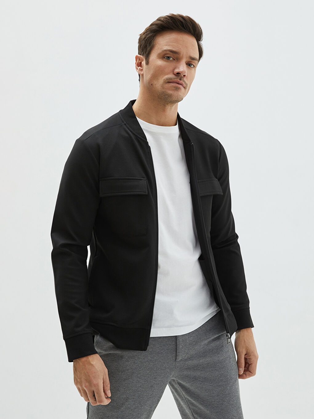 Siyah Standart Kalıp Kolej Yaka Erkek Hırka-1