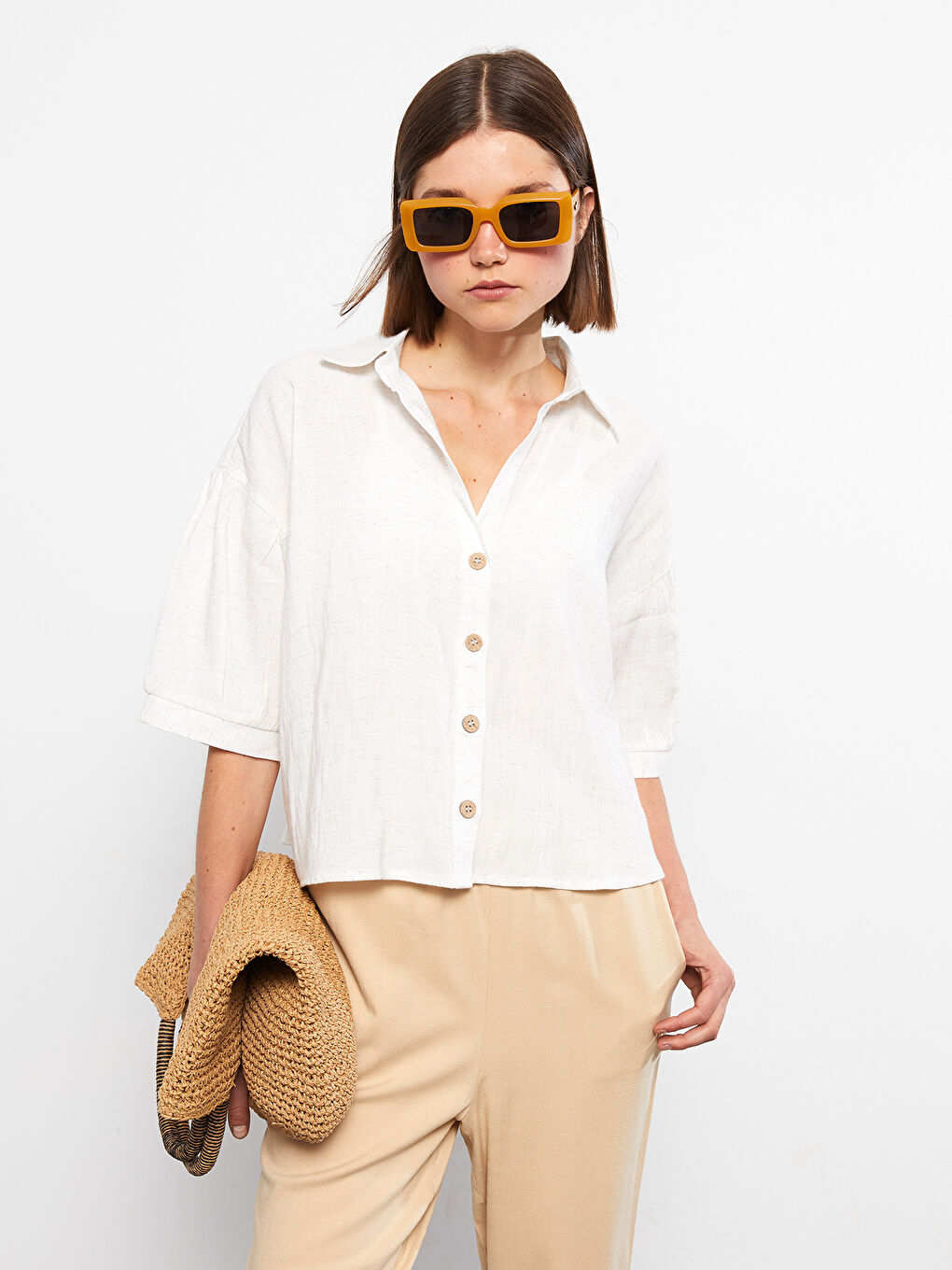 Cămașă pentru Femei cu Închidere Frontală cu Nasturi, Croială Dreaptă, Mânecă Scurtă