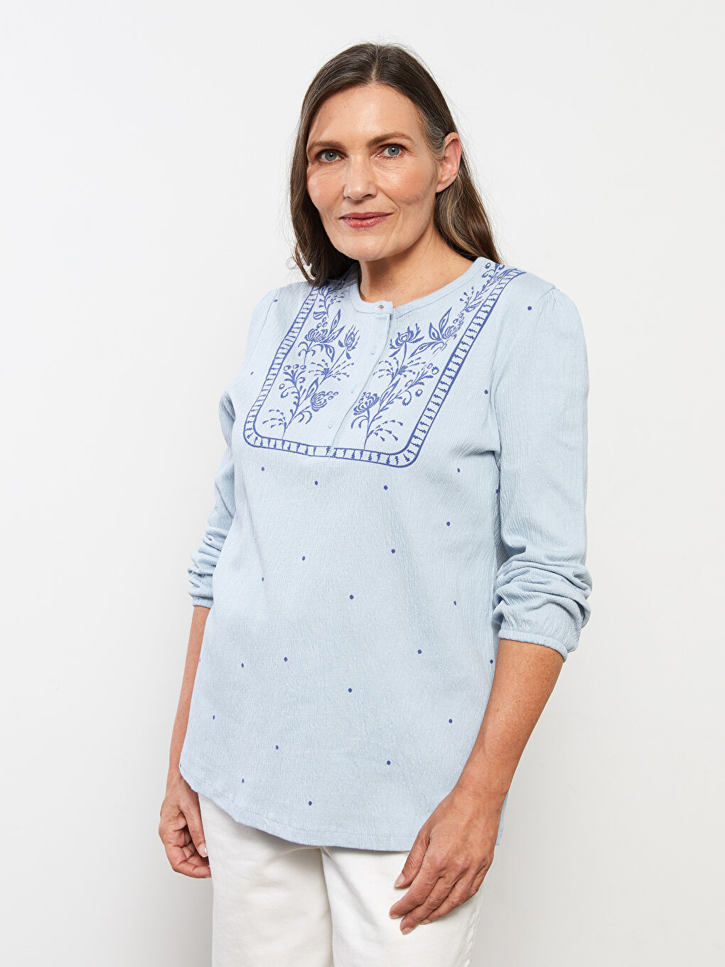 Mavi Bisiklet Yaka Nakışlı Uzun Kollu Kadın Tişört-2