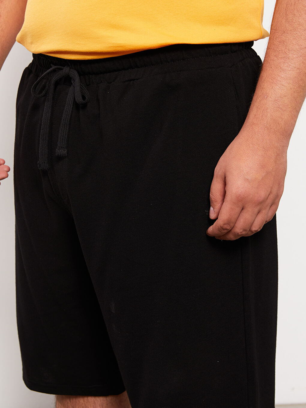 LCWAIKIKI Basic Standard Pattern Combed Cotton Men's Shorts -S2HP60Z8-CVL