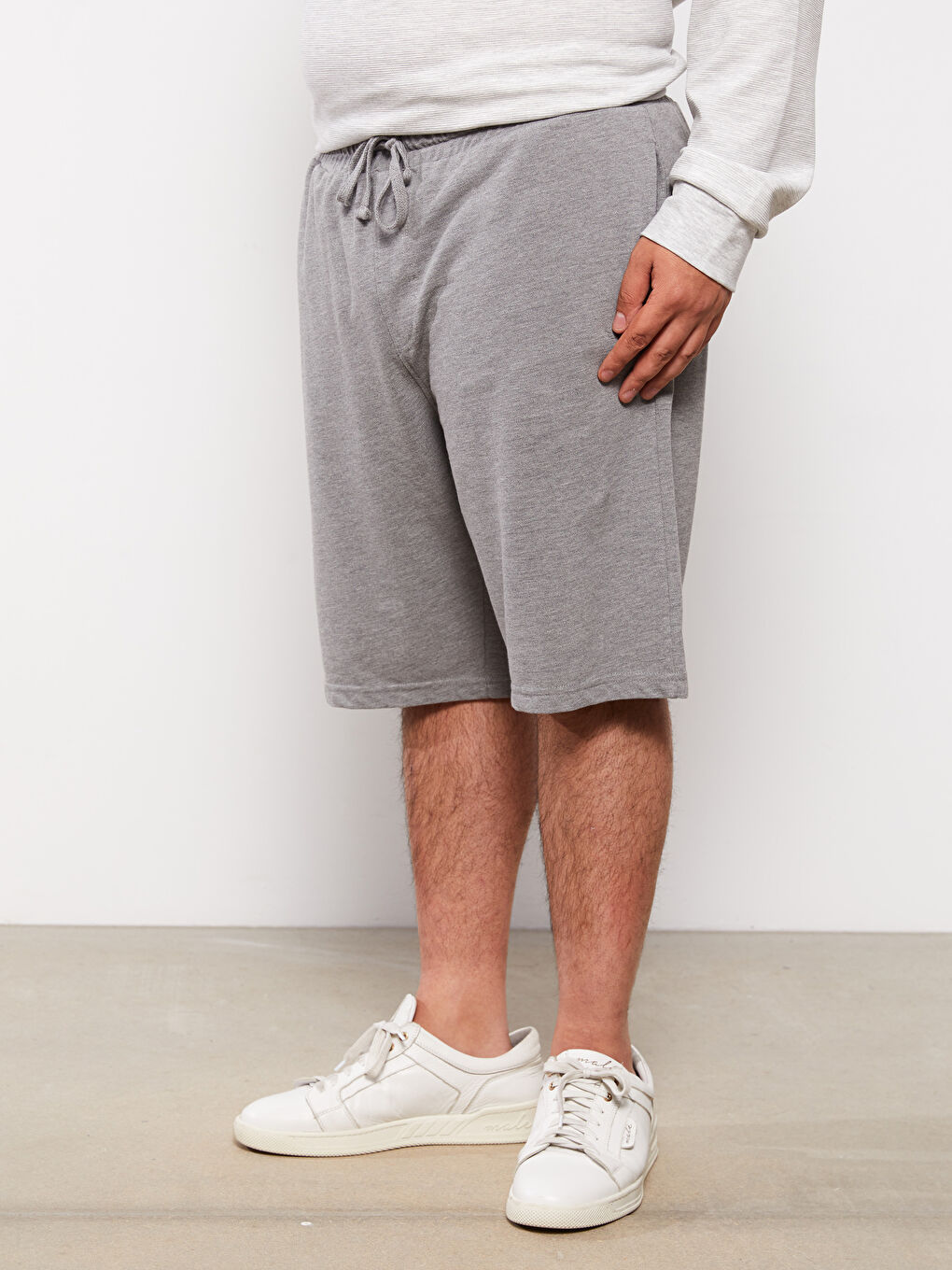 Gri Standart Kalıp Penye Erkek Şort-2