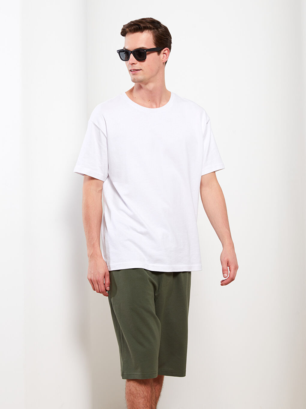 Standard Pattern Combed Cotton Men's Shorts-1