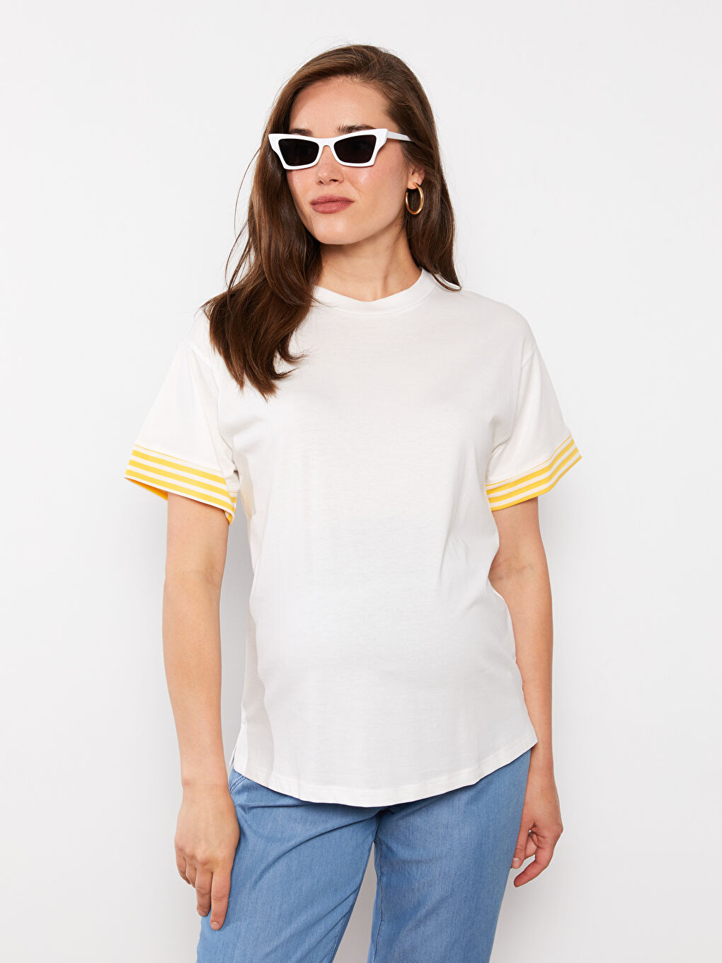 Beyaz Bisiklet Yaka Düz Kısa Kollu Pamuklu Hamile Tişört-2