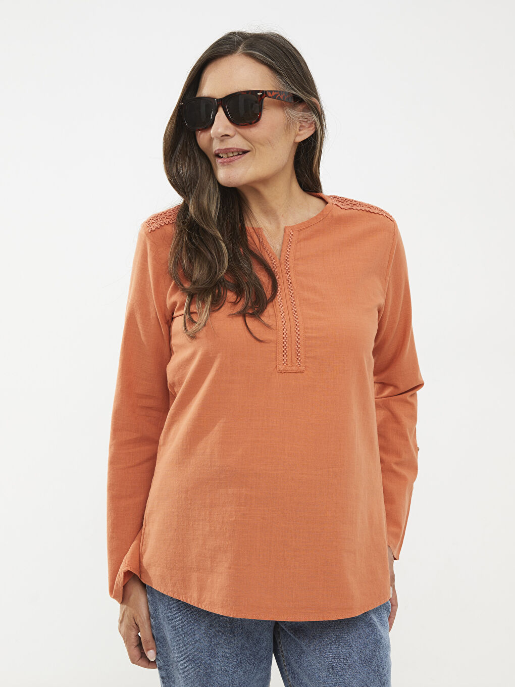 LCW Grace Bluza ženska sa izvezenim detaljima, dugih rukava i Henley izrezom, od pamuka -S2HP92Z8-RTJ