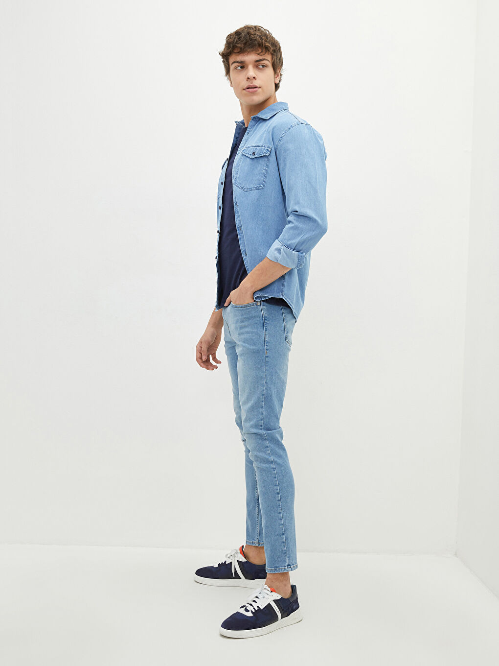 Muška teksas košulja standardnog kroja sa dugim rukavima-1