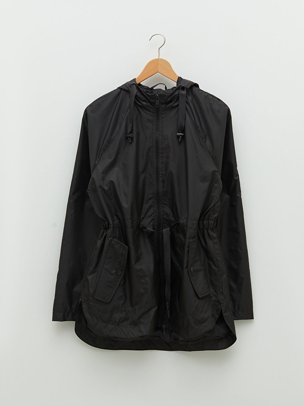 Siyah Kadın Kapüşonlu Düz Yağmurluk-6