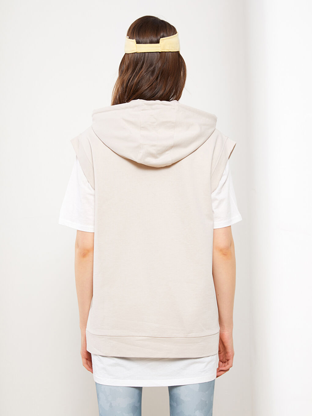 Gilet à Capuche Uni avec Poches Détail pour Femmes-4