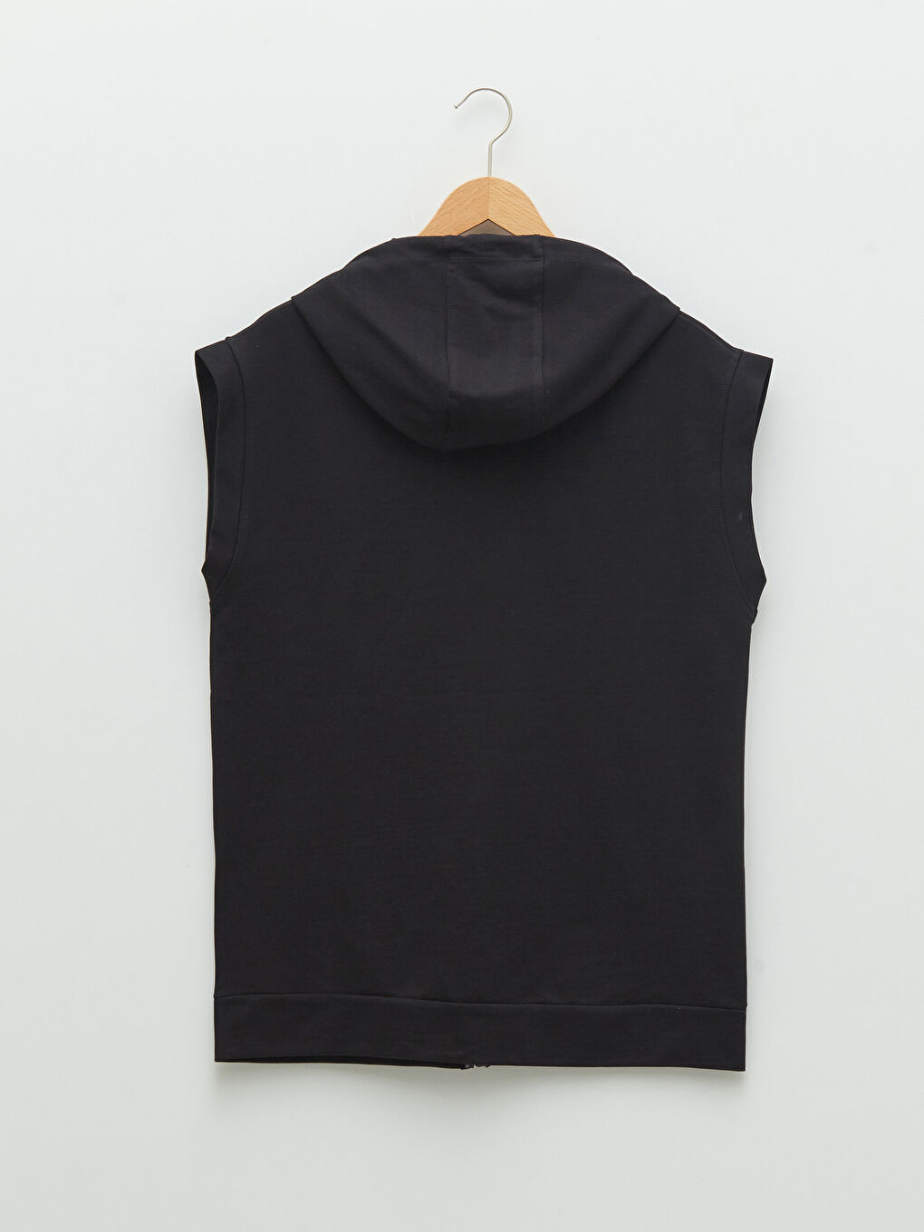 Siyah Kapüşonlu Düz Cep Detaylı Kadın Yelek-7