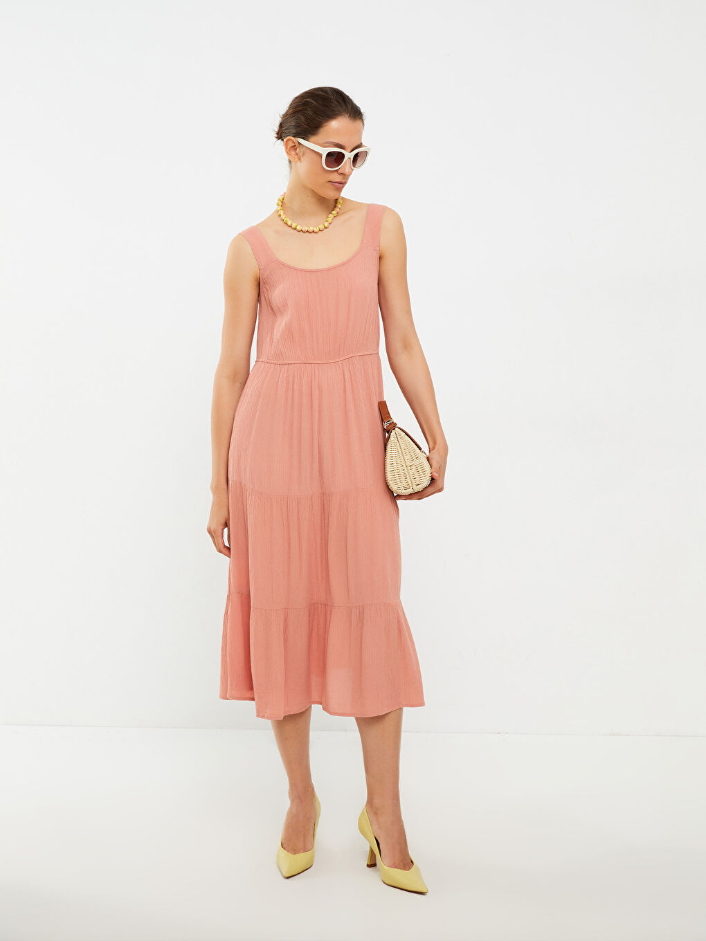 Robe pour Femmes en Viscose à Col Carré Sans Manches Forme A-Line-3