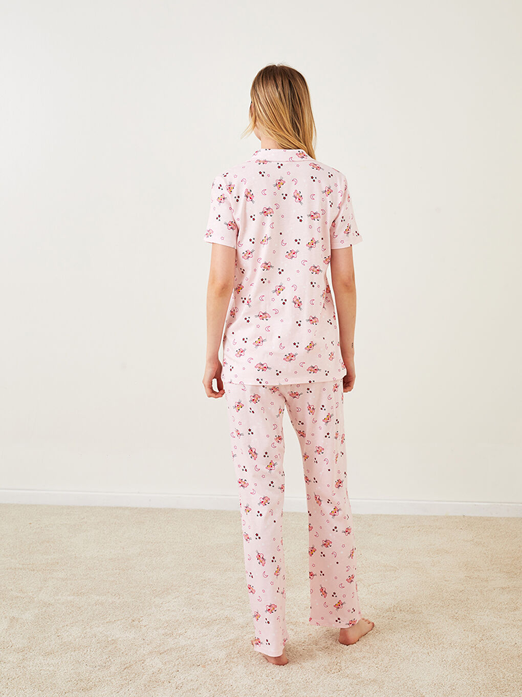 LCW Young Shirt Collar Pink Panther Printed Short Sleeve Cotton Women Pajamas Set -S2HR61Z8-LSZ