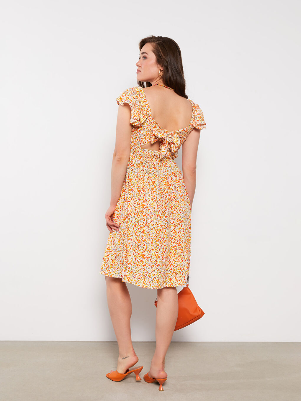 Sarı Kare Yaka Çiçekli Kısa Kollu Viskon Hamile Elbise-4