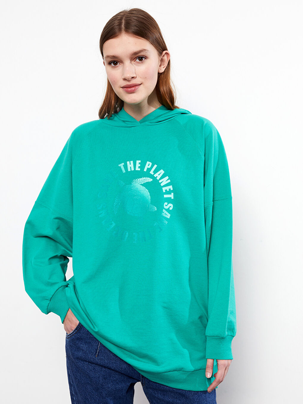 LCW Modest Yeşil Kapüşonlu Baskılı Uzun Kollu Kadın Sweatshirt Tunik