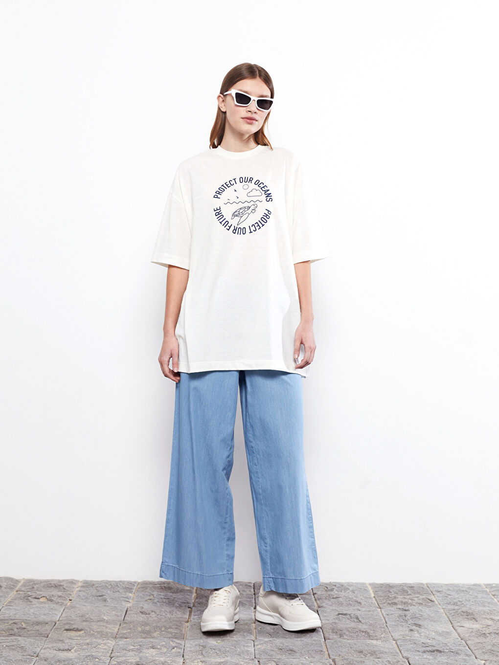 Ekru Bisiklet Yaka Baskılı Kısa Kollu Kadın Tunik-2