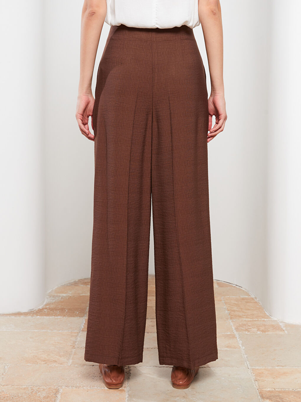 Kahverengi Kadın Rahat Kalıp Düz Pantolon-4