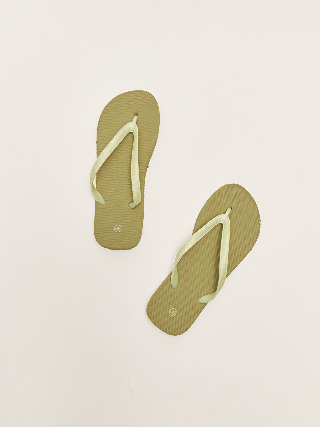 Yeşil Parmak Arası Kadın Plaj Terliği-2