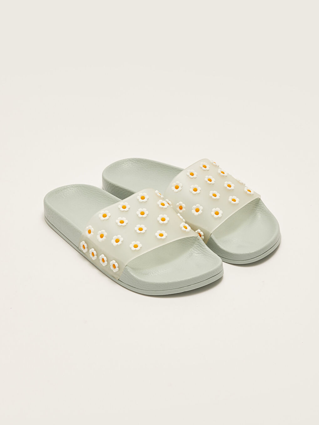 Yeşil Papatya Baskılı Tek Bantlı Kadın Terlik