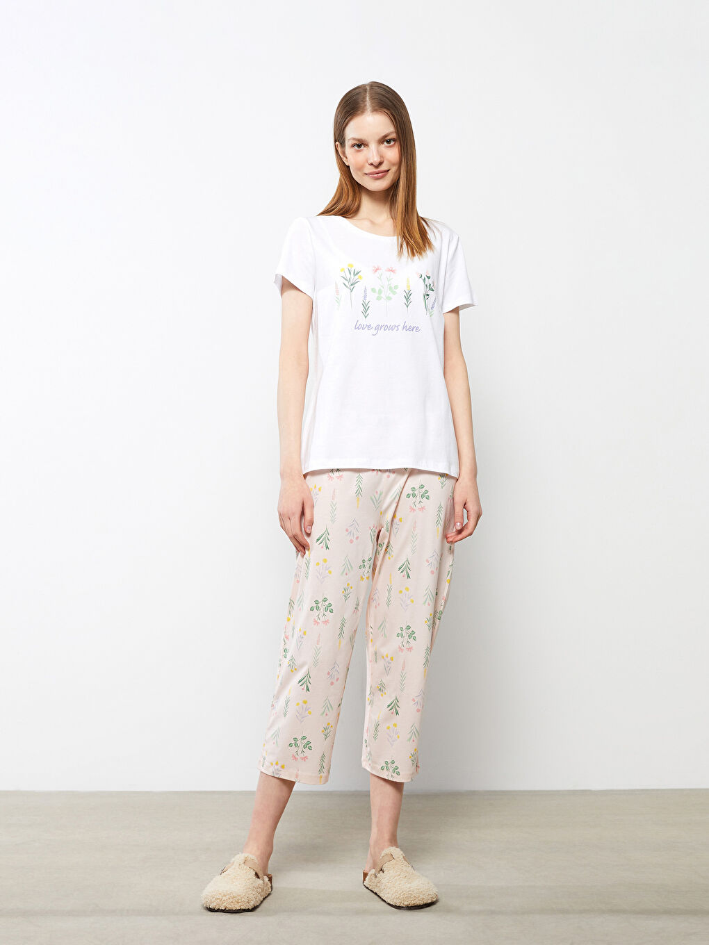 Pembe Bisiklet Yaka Baskılı Kısa Kollu Pamuklu Kadın Pijama Takımı