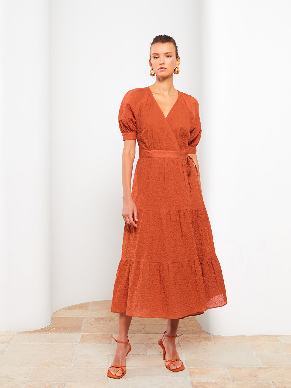 فستان بصفين زراير منقوش كم قصير قطن للسيدات