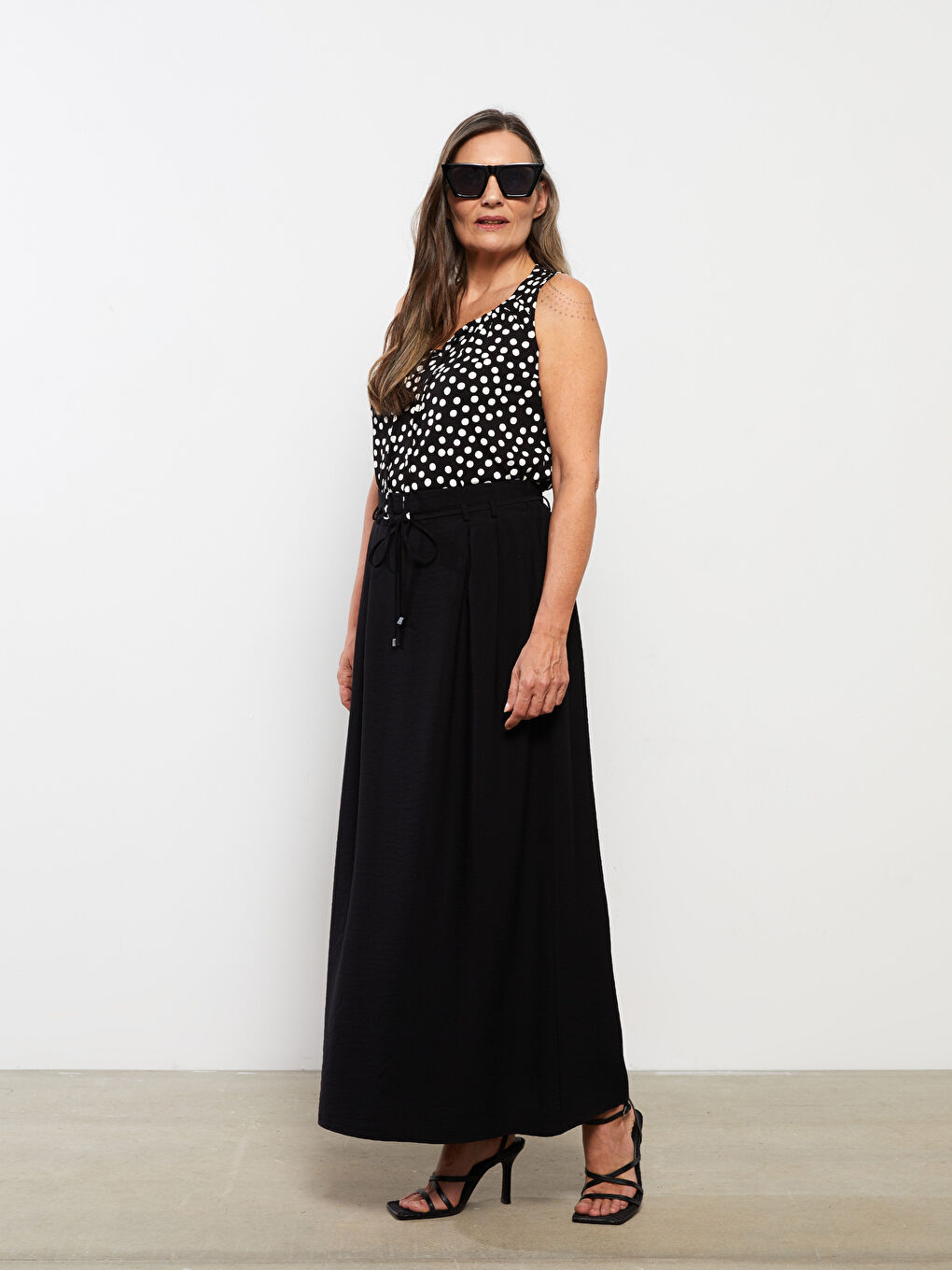 Siyah Beli Lastikli Düz A Kesim Kadın Etek