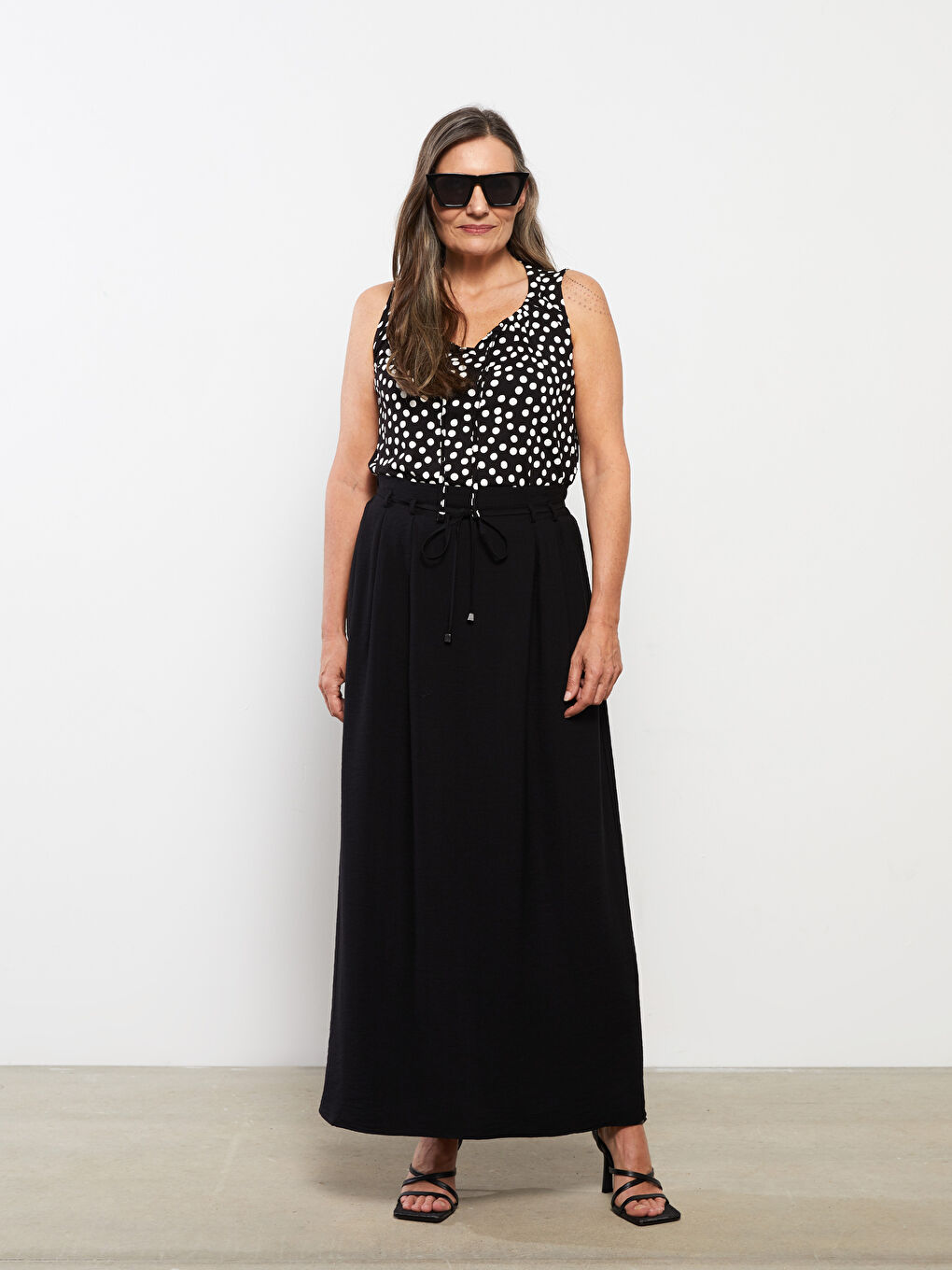 Siyah Beli Lastikli Düz A Kesim Kadın Etek-1