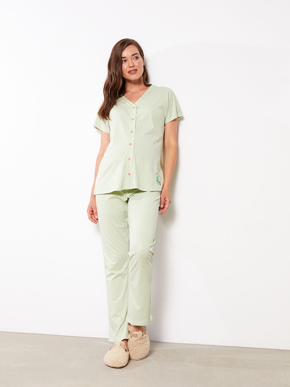 Yeşil V Yaka Baskılı Kısa Kollu Pamuklu Kadın Pijama Takımı