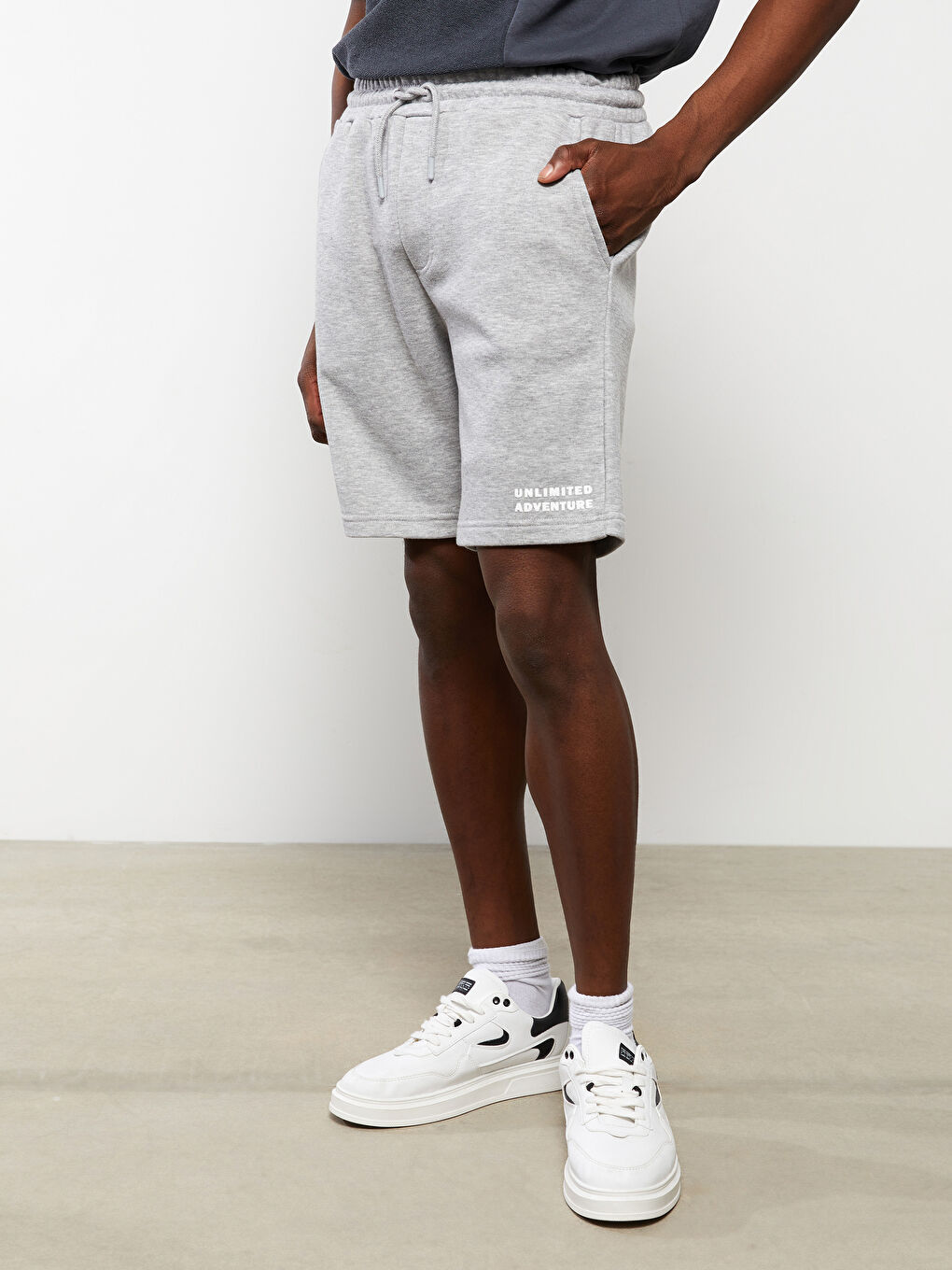 Standard Pattern Knitted Men's Shorts-2