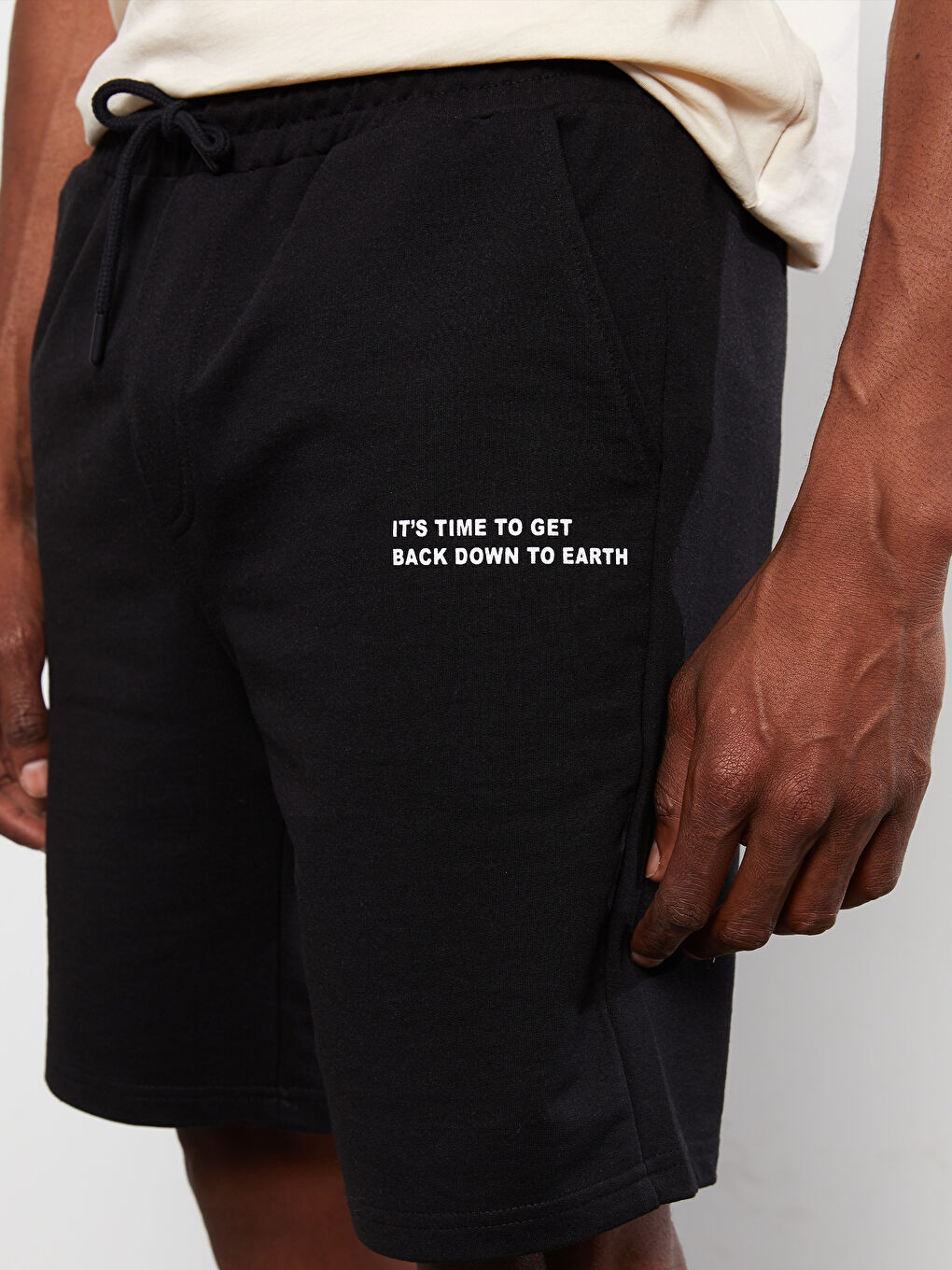 Standard Fit Men's Shorts with Waist Tie Detail-2