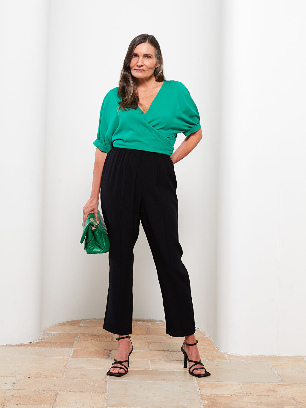 Women's Elastic Waist Relaxed Fit Plain Pants-1