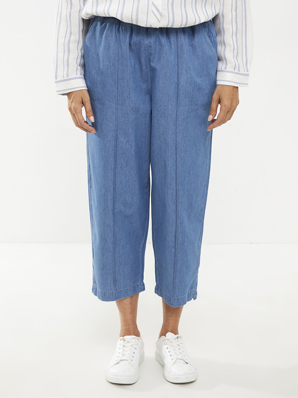 Elastic Waist Standard Fit Straight Pocket Detailed Women's Jean Capri -S2HU64Z8-H45