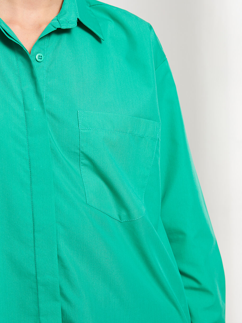 Yeşil Düz Uzun Kollu Oversize Poplin Kadın Gömlek Tunik-3