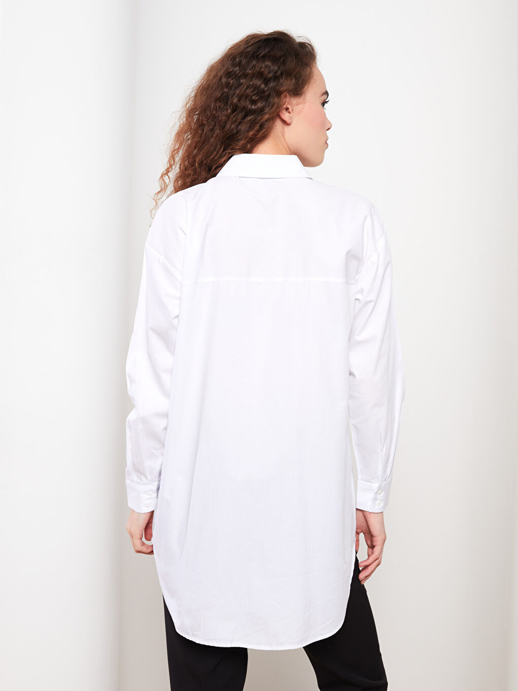 Beyaz Düz Uzun Kollu Oversize Poplin Kadın Gömlek Tunik-3