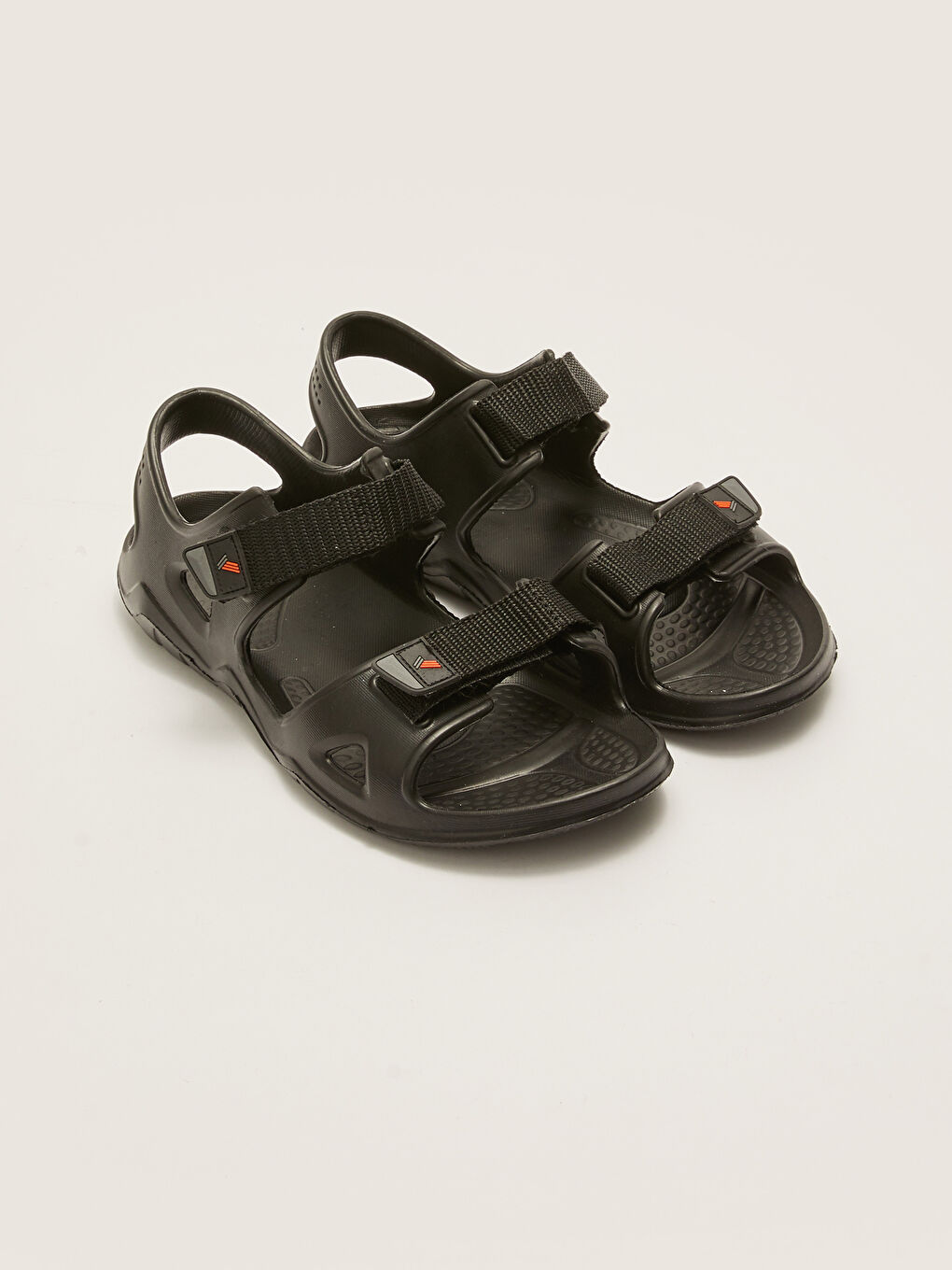 Siyah Deri Görünümlü Cırt Cırtlı Erkek Sandalet