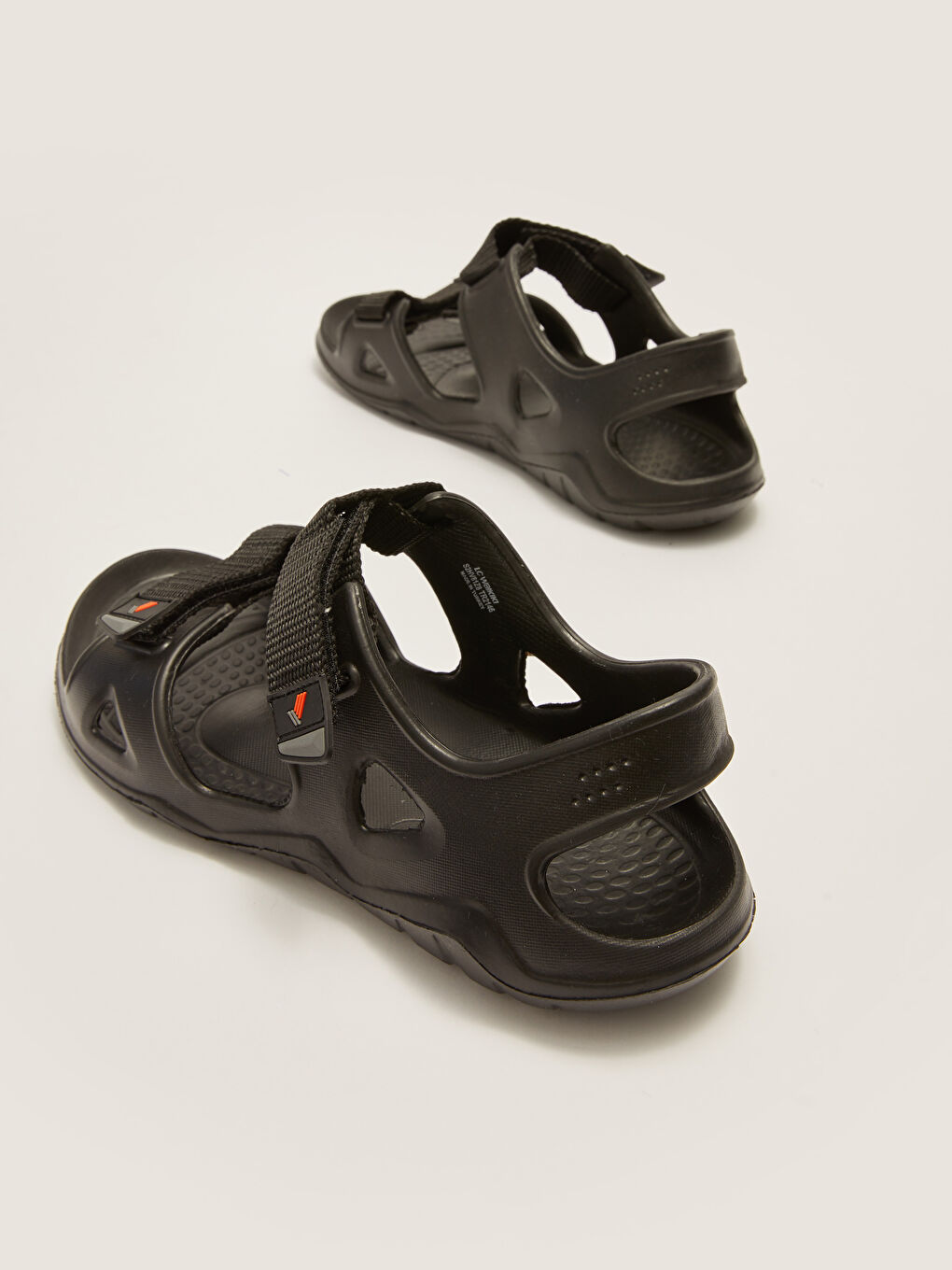 Siyah Deri Görünümlü Cırt Cırtlı Erkek Sandalet-4