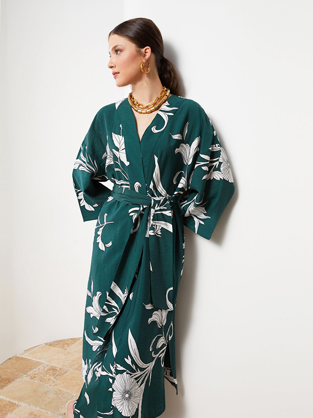 Shawl Collar Floral Tie Detail Women's Kimono-1