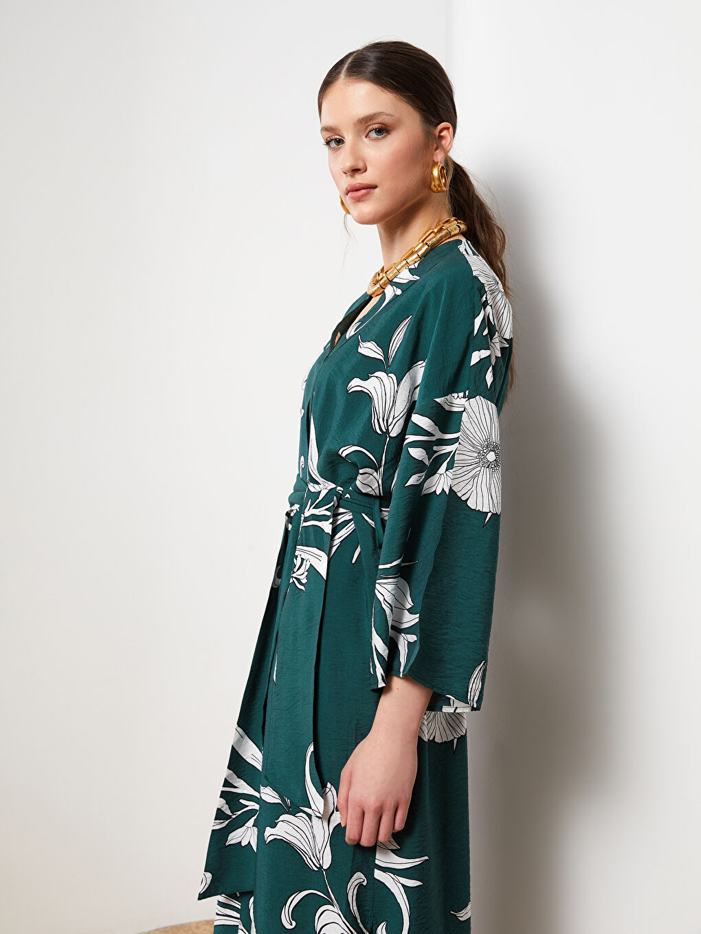 Shawl Collar Floral Tie Detail Women's Kimono-2