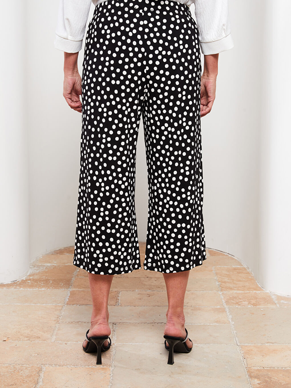 Standard Fit Women's Polka Dot Capri -S2I046Z8-LU7
