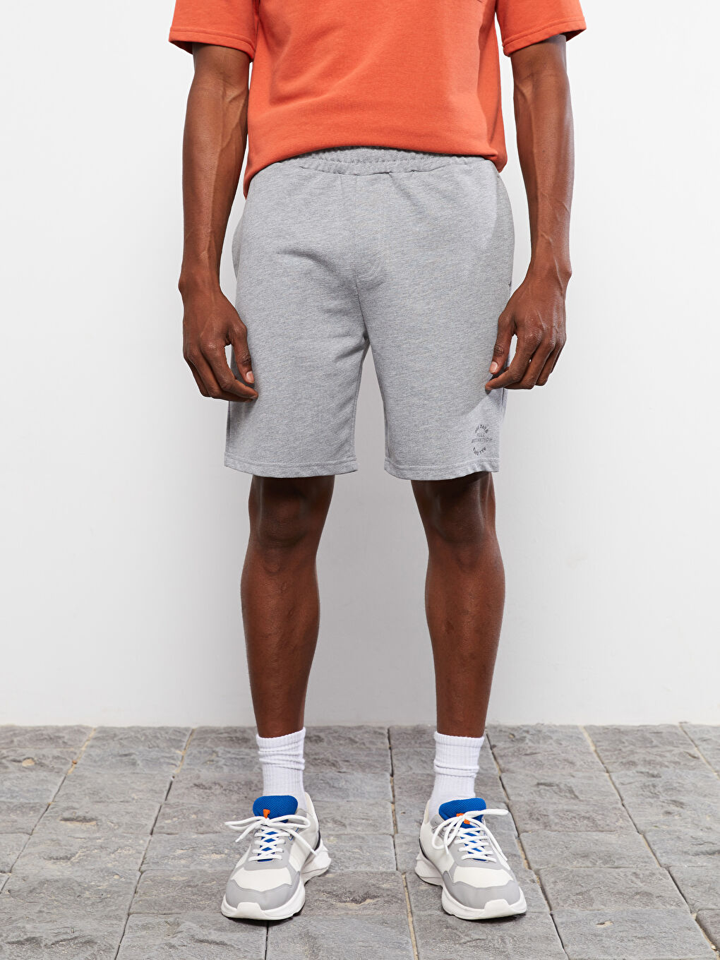 Gri Standart Kalıp Baskılı Erkek Spor Şort-3